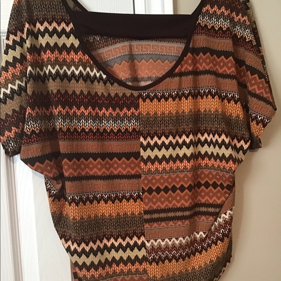 Brand new crop top - Picture 6 of 16